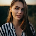 Ayşe K.